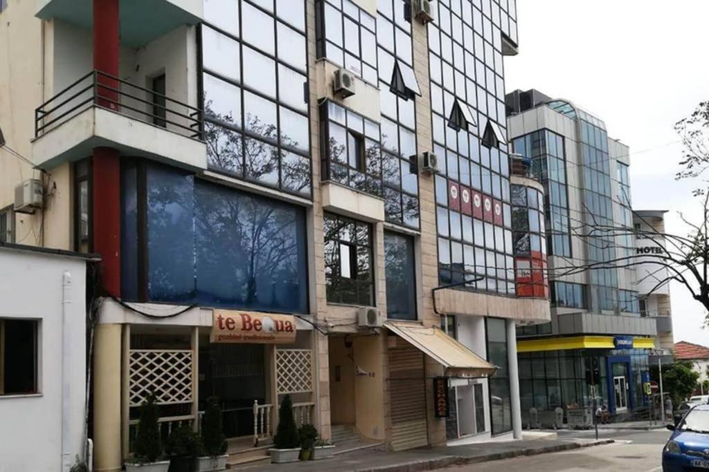 Enel Apartment City Center Sarandë Buitenkant foto